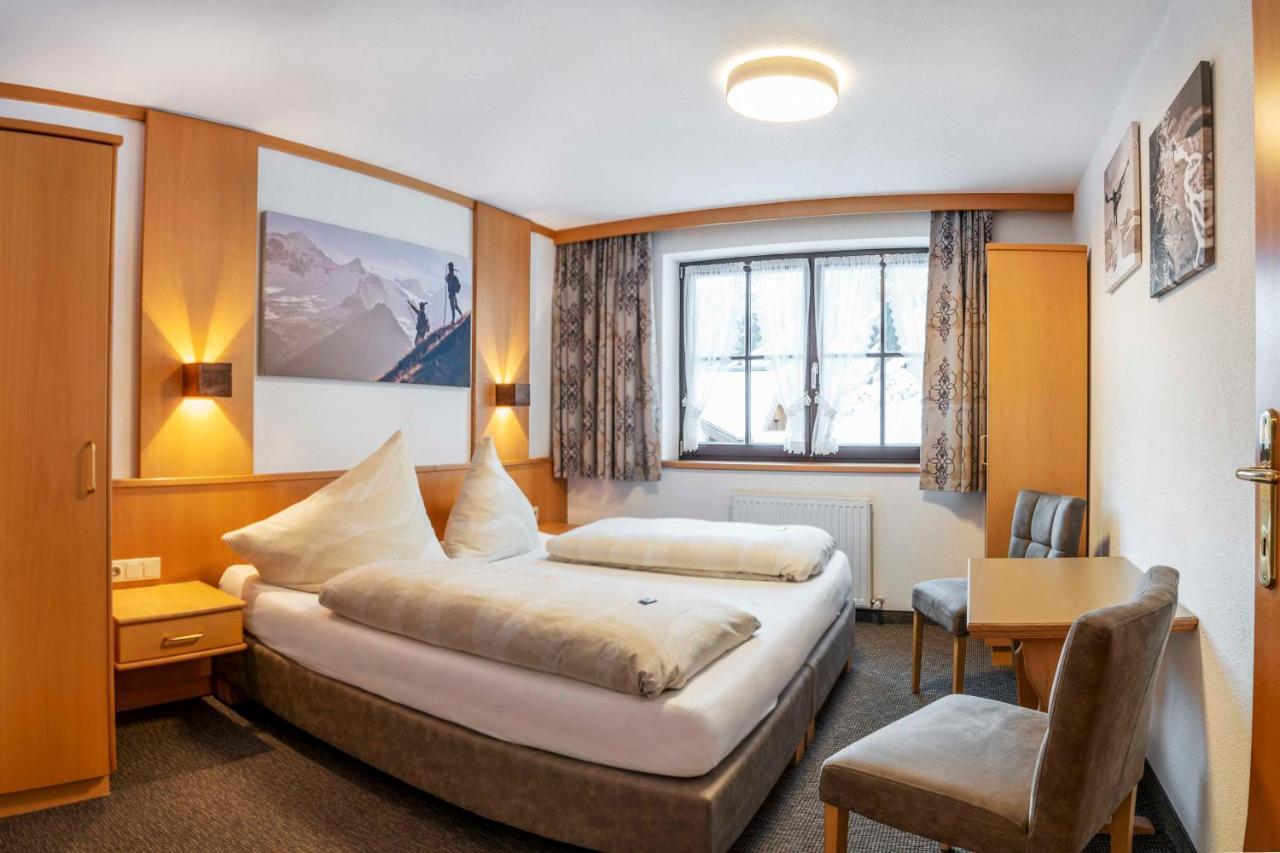 Almhof-Reithof Pitztal Sankt Leonhard im Pitztal Exterior foto