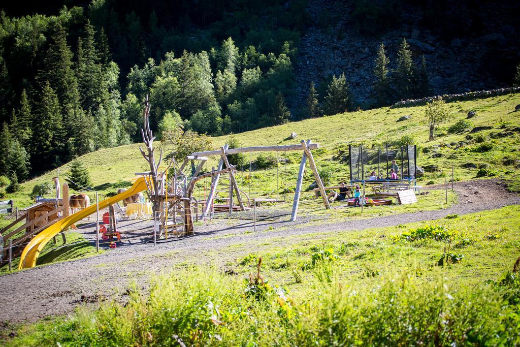 Almhof-Reithof Pitztal Sankt Leonhard im Pitztal Exterior foto